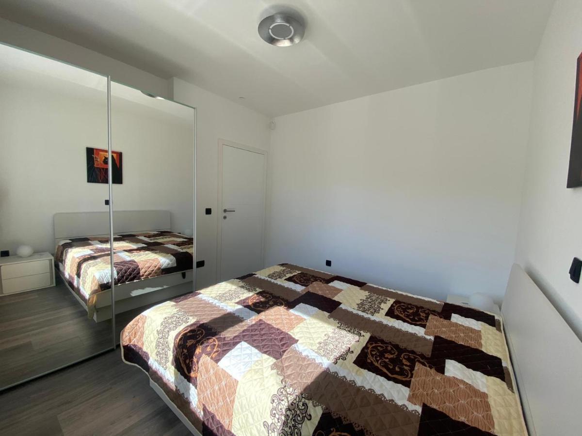 Apartment Primero Primošten Esterno foto